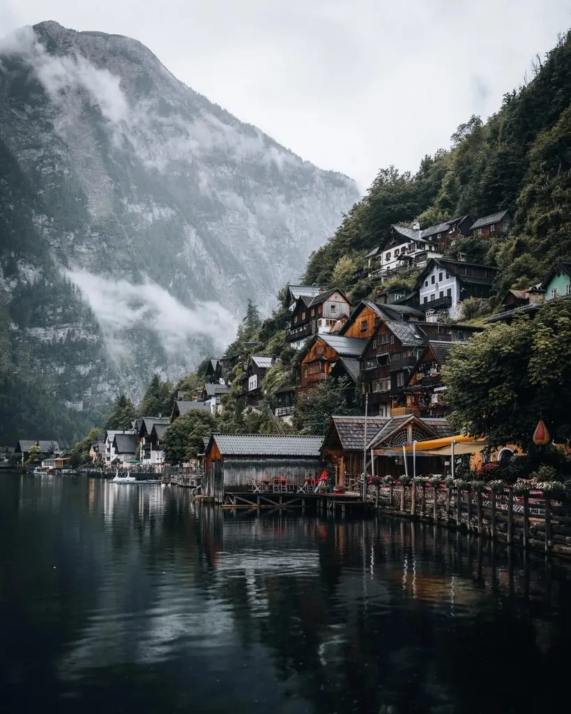 11 Prettiest Christmas Villages and Towns in Europe 3 Hallstatt, Austria